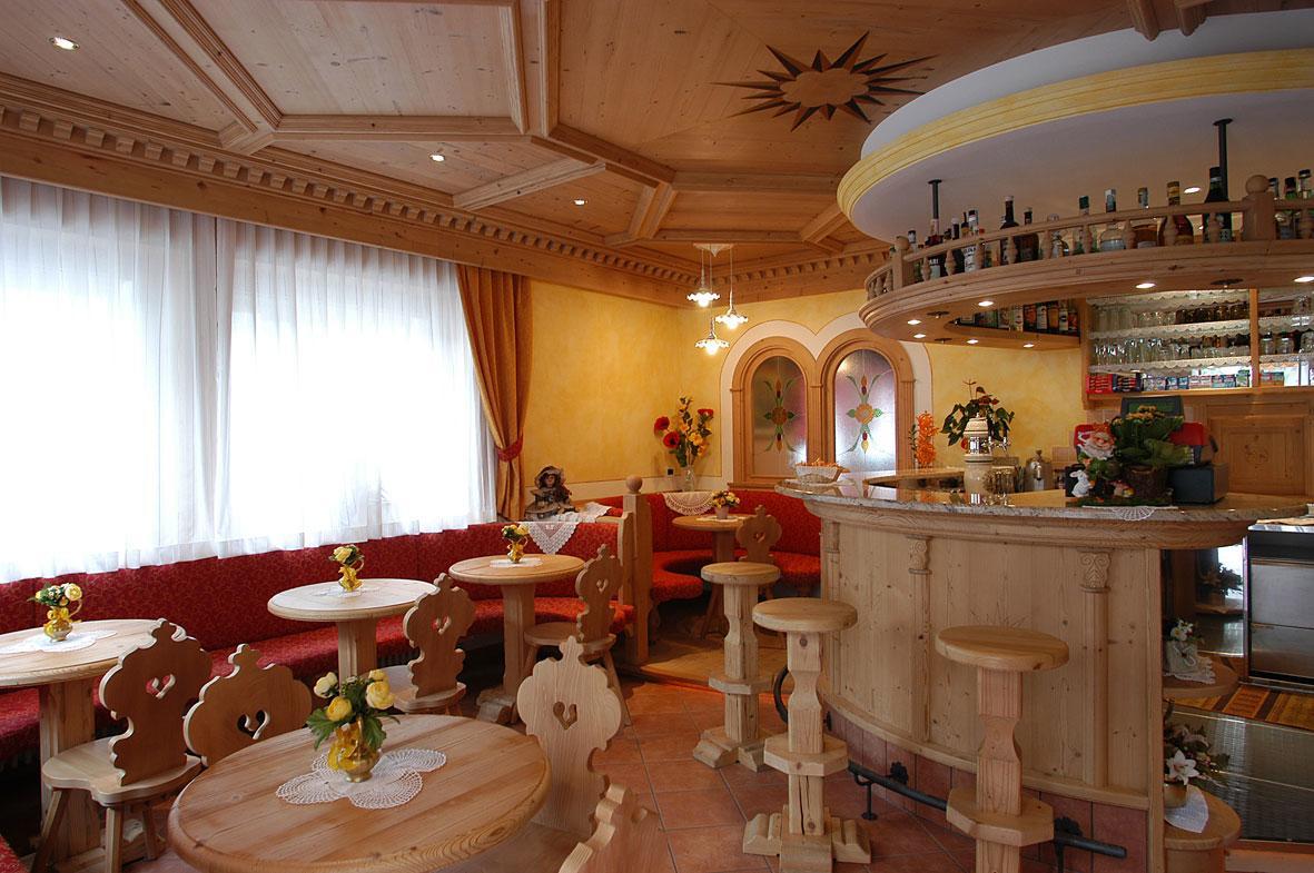 Hotel Aurora Rocca Pietore Exterior photo